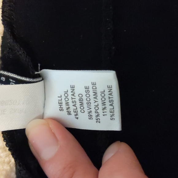 Diane von Furstenberg 'Chickie' Panelled Stretch Black Wool Pencil Skirt - Picture 5 of 8